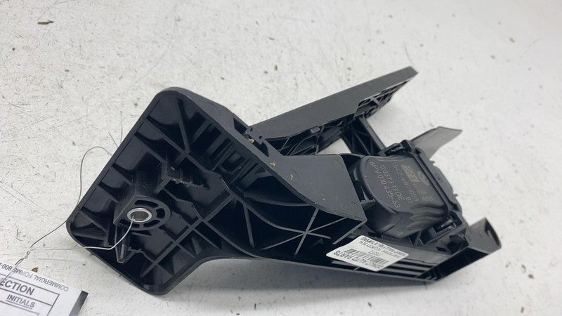 ⭕ 2017 2018 2019 BMW 540i Gas Pedal Accelerator Throttle Sensor OEM 35