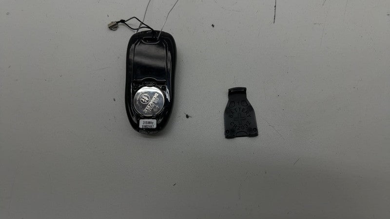 Does not apply Key Remote/fob TESLA S 16