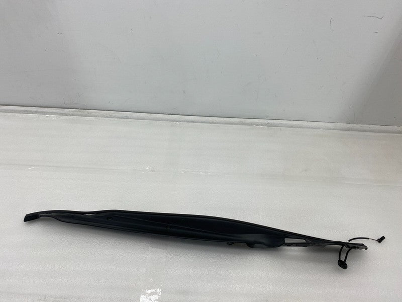 6007576 00 ⭕ 12-23 Model S Rear Driver Left Tailgate Trunk Pinch Sensor Trim Mold 1005361
