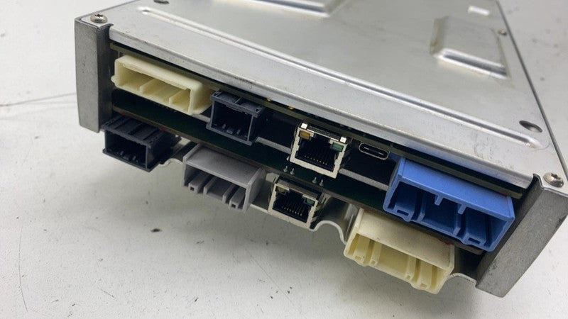 1098054 00 A 2017-2020 Tesla Model 3 Autopilot Media Control Module MCU / ADAS Computer Assy