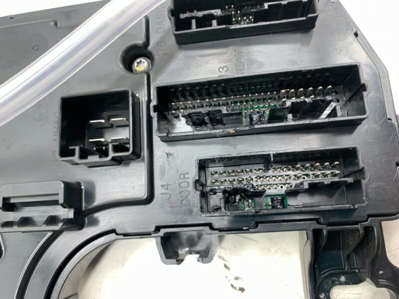 1078673-90-H 2017-2023 Tesla Model 3 M3 Driver Side Low Voltage Body Controller Module Left