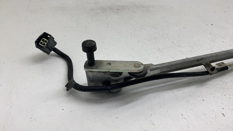 2013 2014 2015 2016 2017 2018 Ford C-Max Windshield Wiper Linkage and Motor Assy