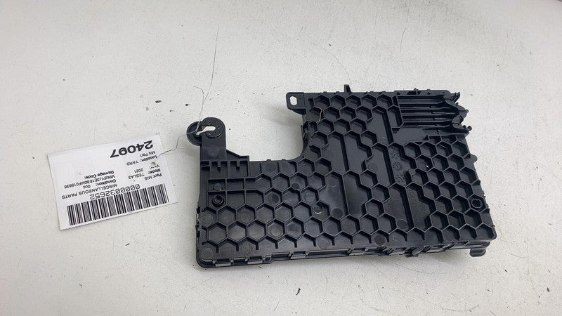 17-23 Model Y 3 Front Right Body Controller ECU (5-Seat Type) Gen 3 15