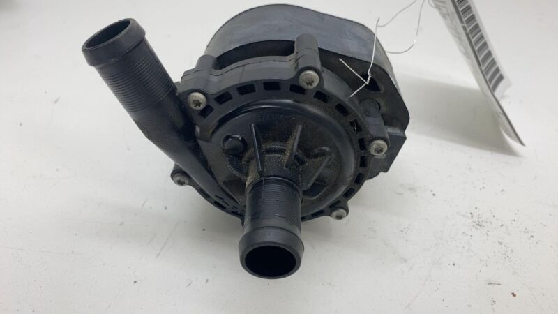 2016-2020 Tesla Model S X Cooling System Auxiliary Water Coolant Pump FWD Assy