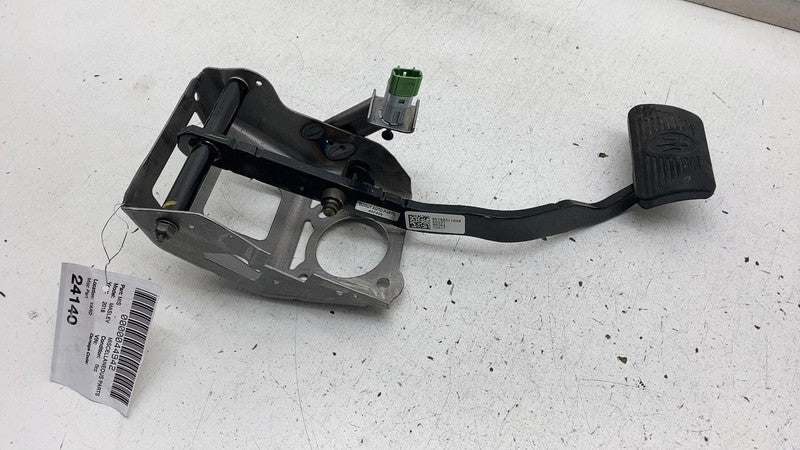 ⭕ 2017-2020 Maserati Levante Front Brake Foot Stop Pedal w/ Bracket 06