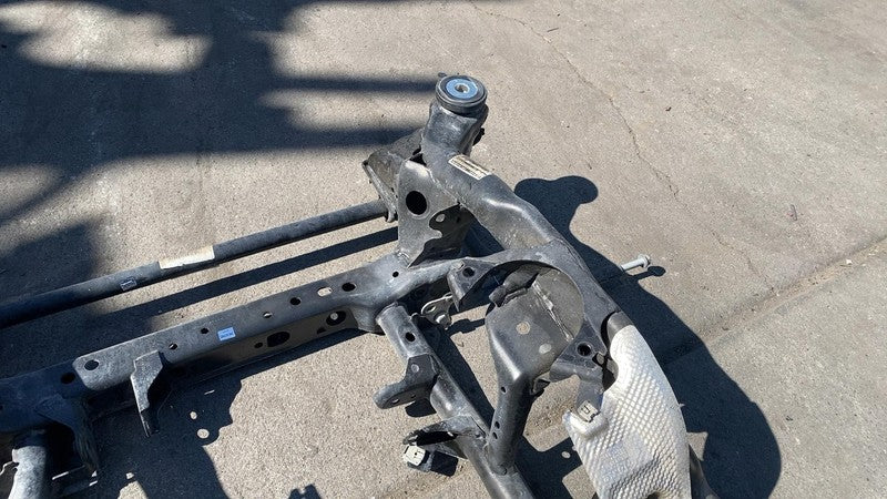 2016-2019 Mercedes-Benz GLE350 Subframe Crossmember Front Engine Cradle RWD OEM