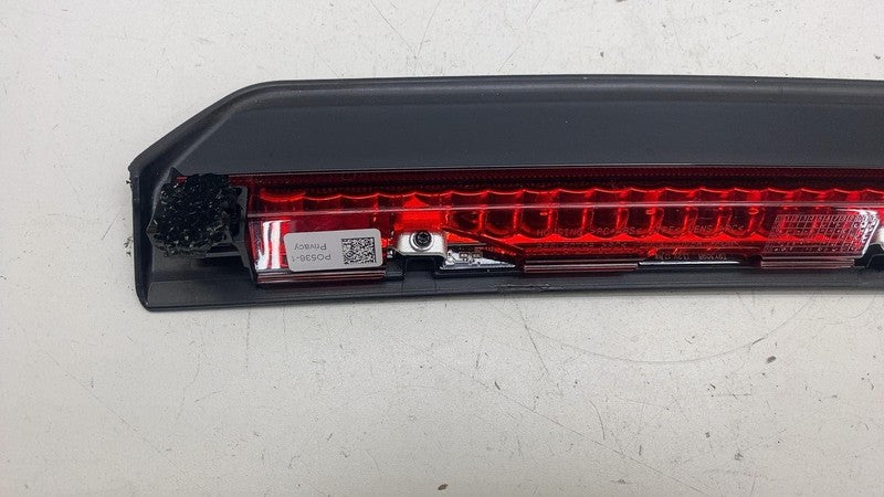 9Y3945097D ⭕ 2020-2024 Porsche Cayenne High Mounted Trunk Brake Stop Light Lamp 9Y3945097D