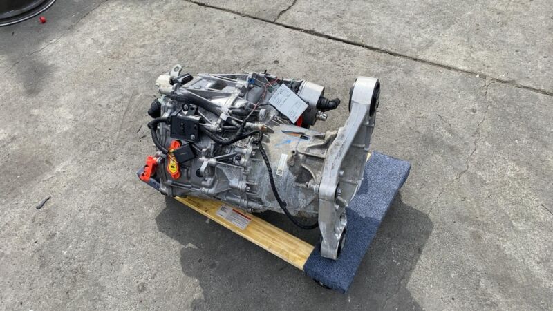 1478000 01 C 2019-2020 Tesla Model X MX Engine Motor Front Raven Drive Unit (FOR PARTS ONLY)