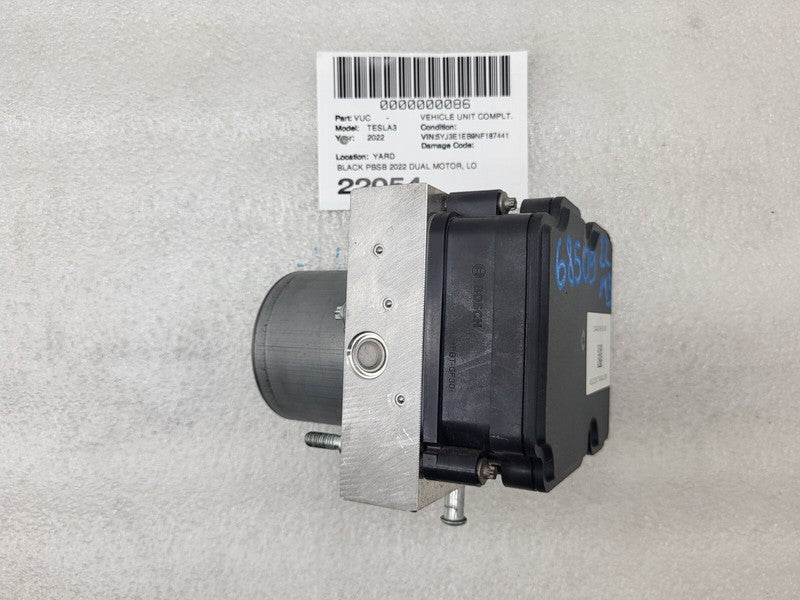 1044745-00-B ⭕ 17-23 Tesla Model 3 Anti-Lock Brake System ABS Pump Module Unit 1044745-00-B