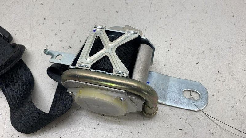 ⭕ 2016-2020 Tesla Model S Front Right 1st Row Seat Belt & Retractor 10