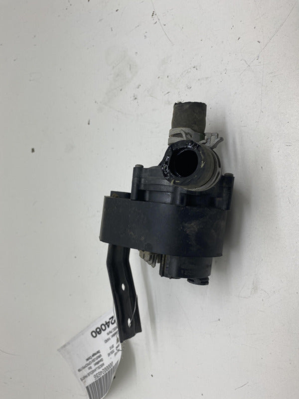 Does not apply 2012-2015 Tesla Model S MS Battery Coolant System Auxiliary Water Pump Assembly
