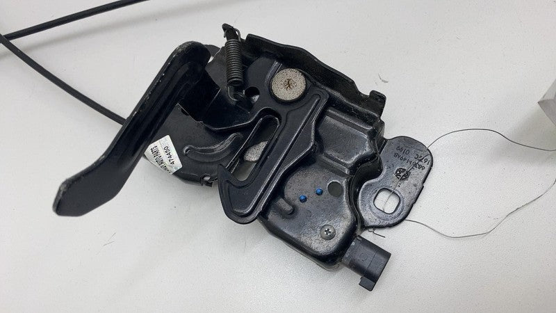 2019 2020 2021 2022 Ram 2500 Hood Lock Latch w/ Cable 68361149AB Assem