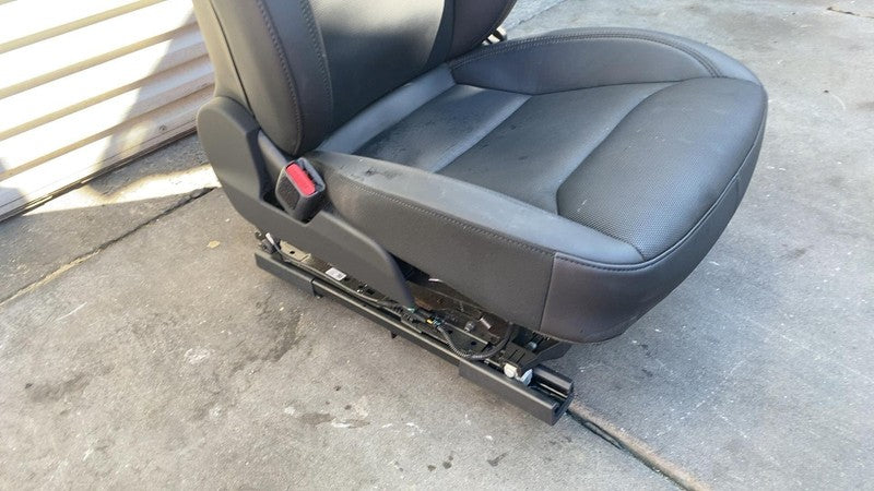 ⭕ 24-25 Model 3 Front Driver Seat w/ Rail Track & Control Switch + Buckle Left