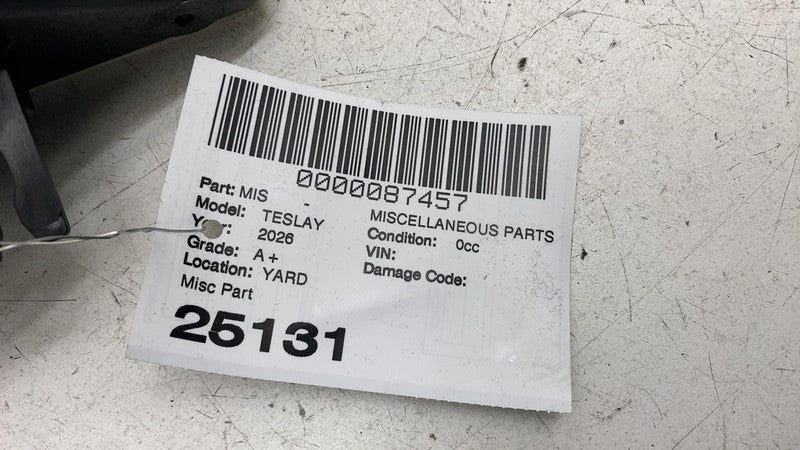 ⭕ 25-26 Model Y MY Dash Instrument Panel Glove Box Storage Assembly 17