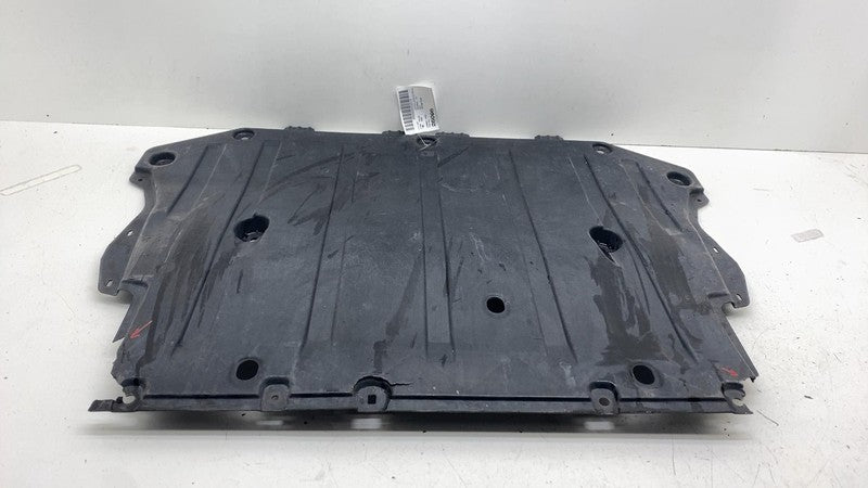 ⭕ 2021-2023 Polestar 2 Center Underbody Engine Protection Guard Cover