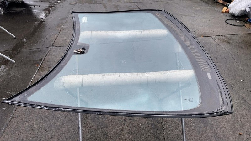 102163401D 2012-2015 Tesla Model S MS Front Windshield Heated Wiper Area (No Auto Pilot)