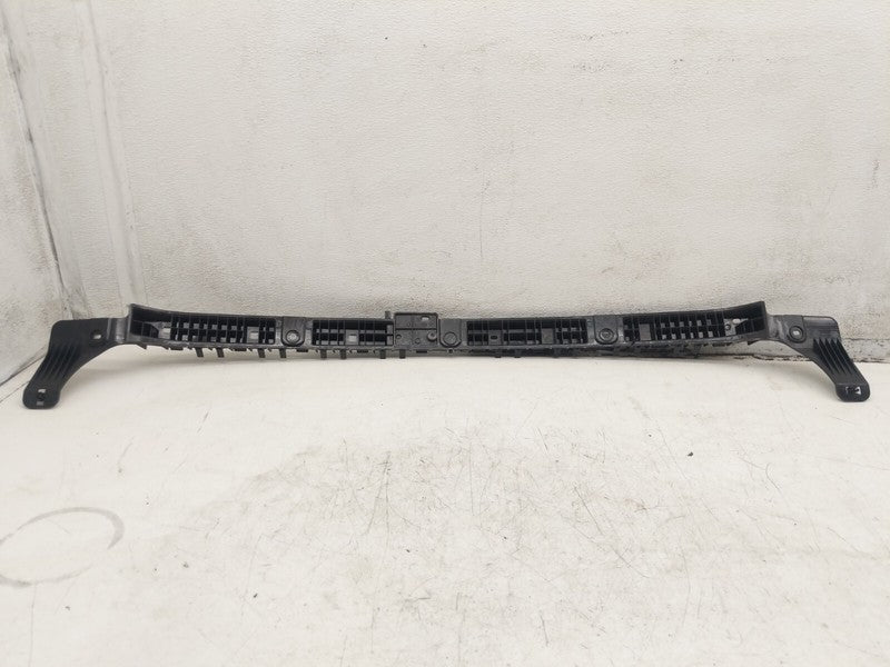 ⭕ 2017-2023 Tesla Model 3 Rear Bumper Center Support Mount Bracket Assembly OEM