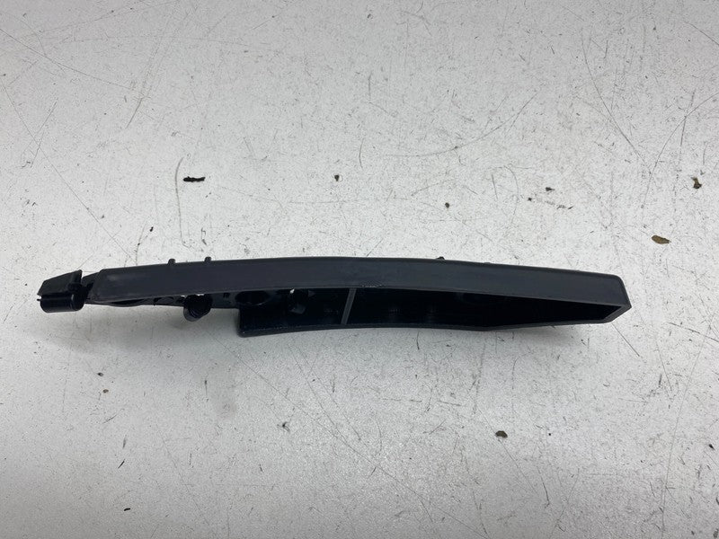 1084182 00 E ⭕ 17-23 Tesla Model 3 Front Right Bumper Fascia Side to Fender Bracket 1084182