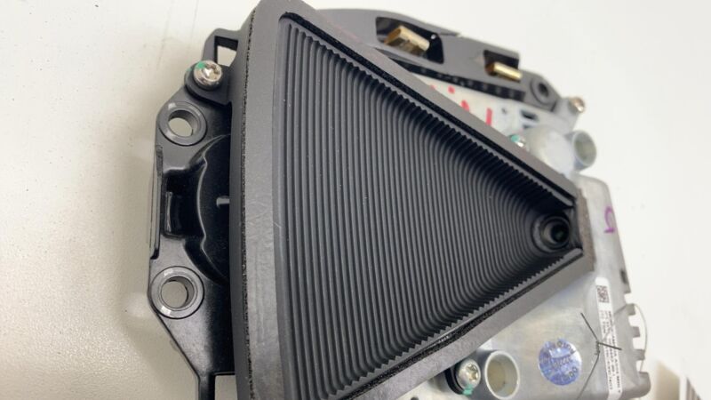 1038482-99-L ⭕12-20 Tesla Model S Front Windshield Auto Pilot Mono Camera Module 1038482-99-L