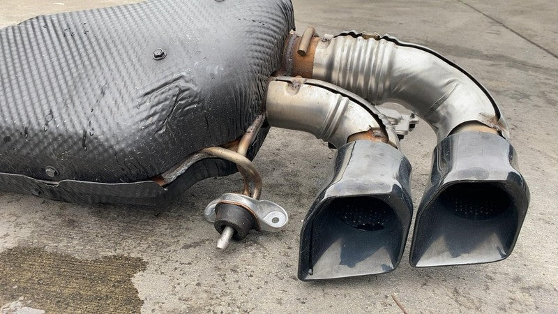 ⭕ 2022-2024 Chevrolet Chevy Corvette 6.2 V8 Exhaust System Rear Muffle