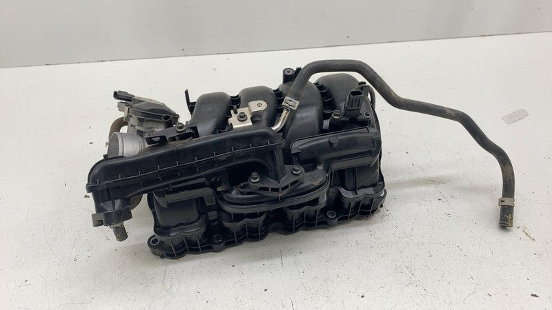 ⭕ 2023-2024 Toyota Prius Engine Intake Manifold 2.0L FWD DOHC w/ Throttle Body