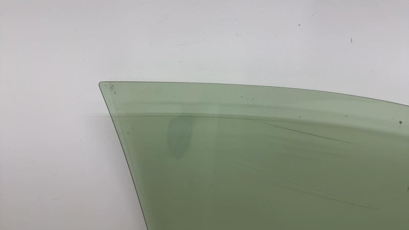 ⭕ 2018-2022 Toyota C-HR Front Left Driver Side Door Window Glass (Scratched)