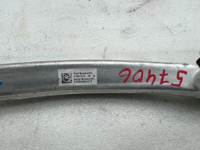 1041575 00 B 2015-2021 Tesla Model X MX Front Suspension Right Control Arm Fore Link RH OEM