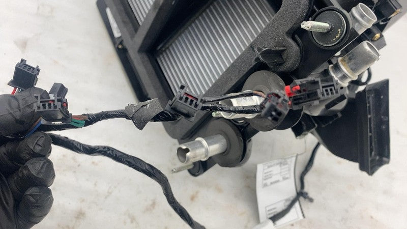 P11-M70100-03 ⭕ 22-24 Lucid Air AC Heater Ventilation Box w/ Radiator Assembly P11-M70100-03