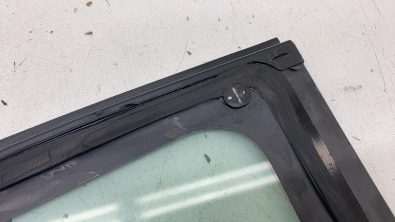 2017-2020 Tesla Model 3 M3 Rear Driver Side Quarter Fixed Window Glass Left LH