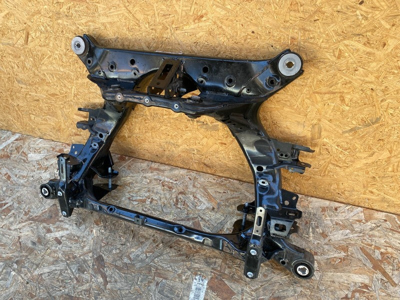 104457500B ⭕ 2017-2023 Tesla Model 3 M3 Rear Subframe Cradle Crossmember Assembly OEM