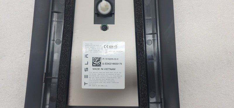 151625500E ⭕ 20-23 Model Y Left Exterior B-Pillar Applique Glass Trim LH AP3 1506885-00-H