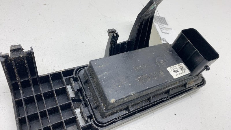 LJ8T-4D068HAC ⭕ 21-23 Mustang Mach-E Engine Bay Fuse Relay Junction Box Module LJ8T-14D068-HAC