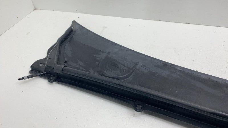 ⭕ 2021-2024 Polestar 2 Front Windshield Wiper Cowl Cover Panel Grille