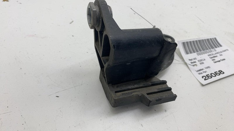 ⭕2022 Mercedes Benz EQS450+ Rear Passenger Side Bumper Bracket Right A