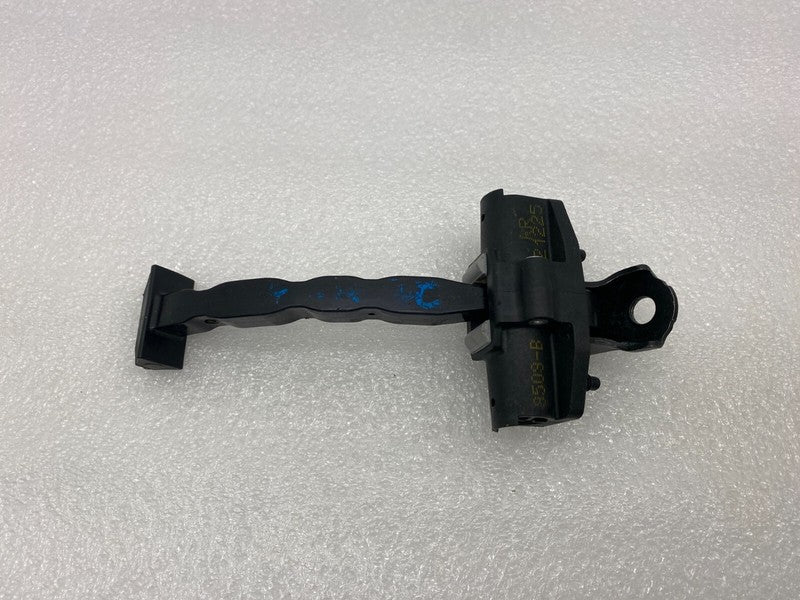 9509-B ⭕ 2017-2023 Tesla Model 3 M3 Rear Left or Right Door Brake Check Strap Stopper