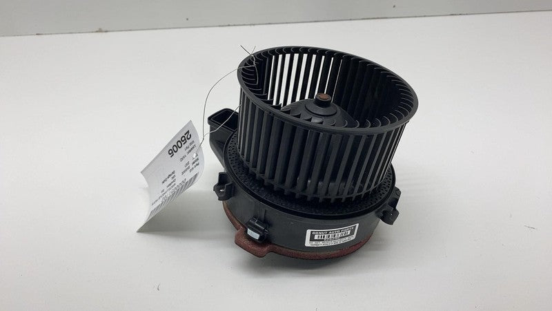 F 011 500 123 2017-2023 BMW 530e G30 Front HVAC Heater A/C Main Air Condition Blower Fan Motor