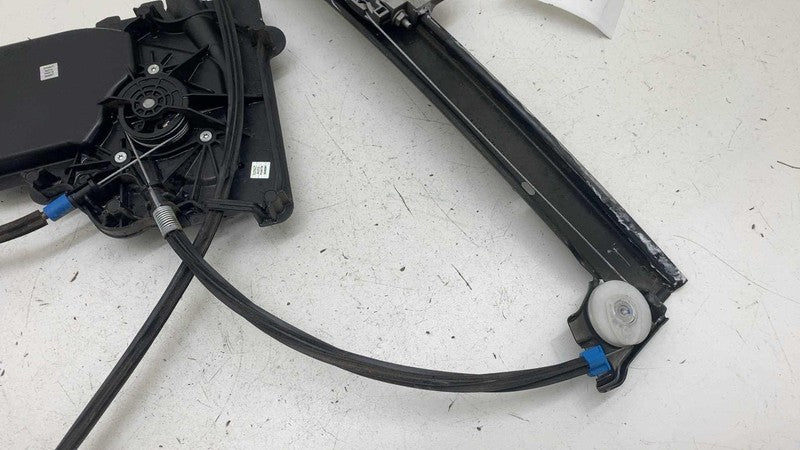1096621-14-J ⭕ 2017-2023 Tesla Model 3 Front Right Door Window Regulator & Motor 1096621-14-J