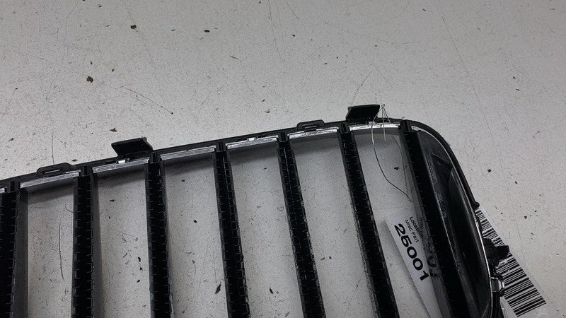 8070470 2017-2021 BMW 530e G30 Front Passenger Side Bumper Kidney Grille Right 8070470