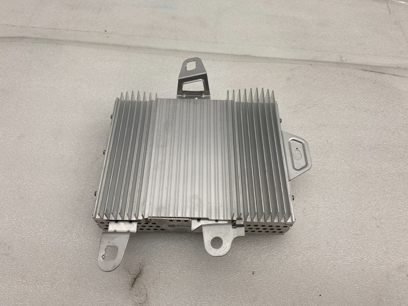 150715200A ⭕ 2020-2023 Tesla Model Y MY Radio Audio Sound System AMP Amplifier 1507152-00-A