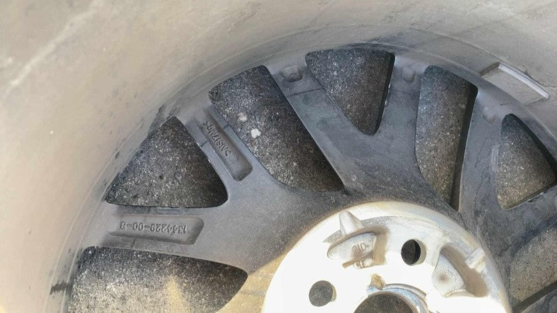 134422900B ⭕ 24 25 Model 3 Wheel Rim 18x8.5J +38MM w/ Michelin Tire 235/45R18 1344229-00-B