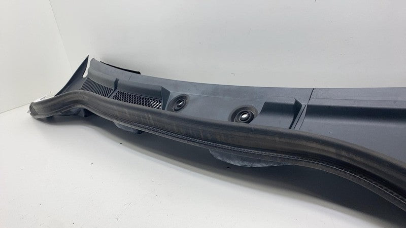 ⭕ 2014-2015 Mercedes-Benz B Electric Drive Front Wiper Cowl Trim Panel OEM