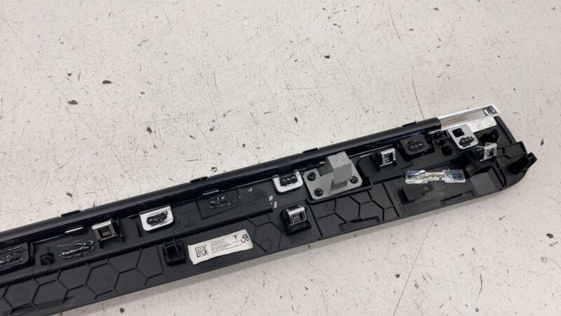 166156400C 2022 2022 2023 2024 Tesla Model X Plaid Door Carbon Fiber Decor Rear Right Assy