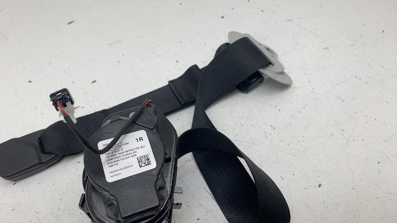 1081279-01-F ⭕ 2017-2023 Tesla Model 3 Front Right 1st Row Seat Belt & Retractor 1081279-01-F