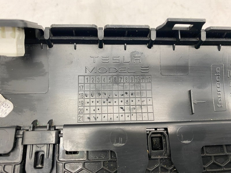 2080546X ⭕ 2017-2023 Tesla Model 3 Y Right Dashboard Heater AC Air Vent Dash Duct 1095418