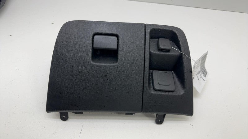 23177892 ⭕ 2015-2018 Chevy Silverado 1500 Instrumental Panel Center Compartment 23177892