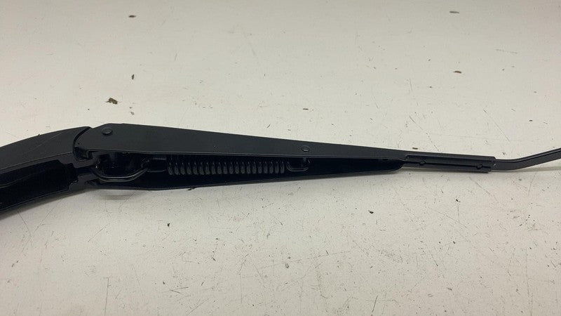 ⭕ 19-25 Chevrolet Silverado 1500 Front Driver Side Windshield Wiper Arm Left OEM