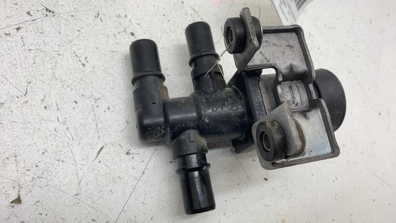 2022 2023 2024 Kia EV6 Water Coolant Pump Reservoir Changeover Valve Assy RWD