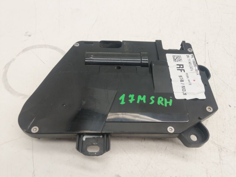 1100300 00 A 2016-2021 Tesla Model S MS Front Passenger Side Exterior Door Handle Outer Right