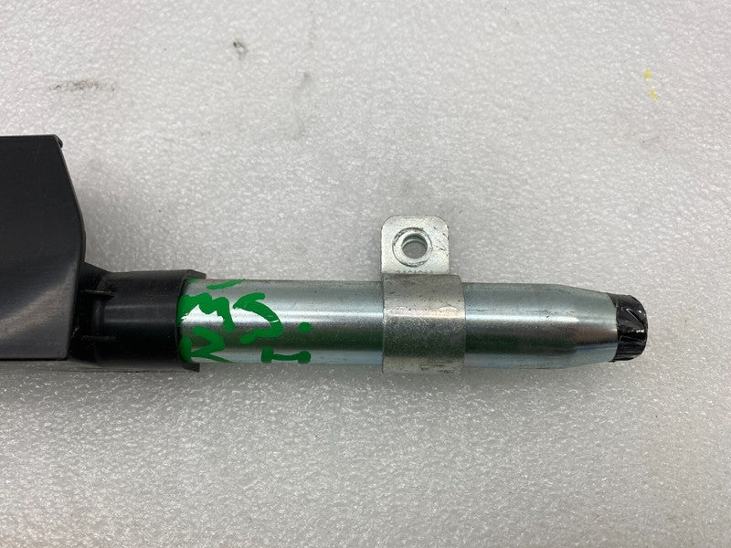 100526500B ⭕ 12-15 Model S Front Right Seat Belt Outboard Lap Pre-Tensioner RH 1005265-00-B