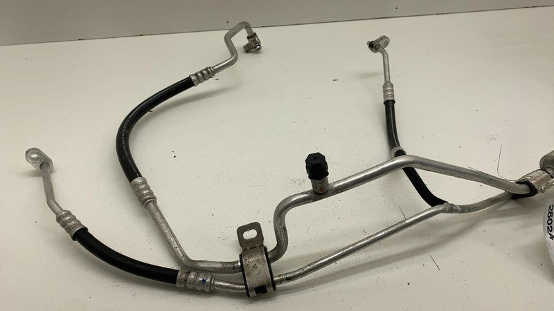 PT00001686J ⭕2022-2024 R1S R1T Air Conditioning Suction Hose A/C Pipe Line Tube PT00001686-J